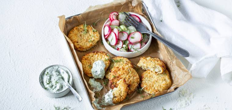 Blumenkohl-Käse-Puffer mit Quark