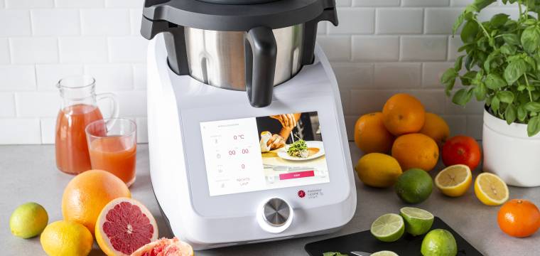 Saftpresse auf Monsieur Cuisine mit Obst 