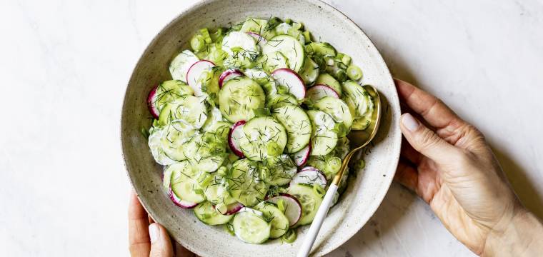 Gurkensalat mit Joghurtdressing