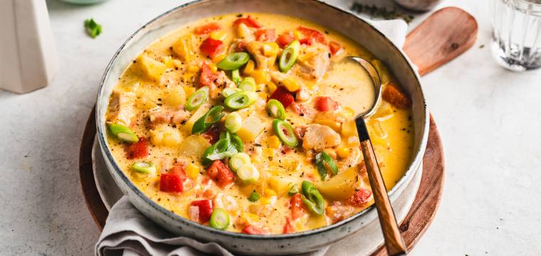 Cremige Hähnchen-Mais-Suppe