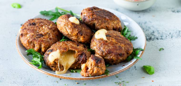 Italienische Frikadellen mit Mozzarella