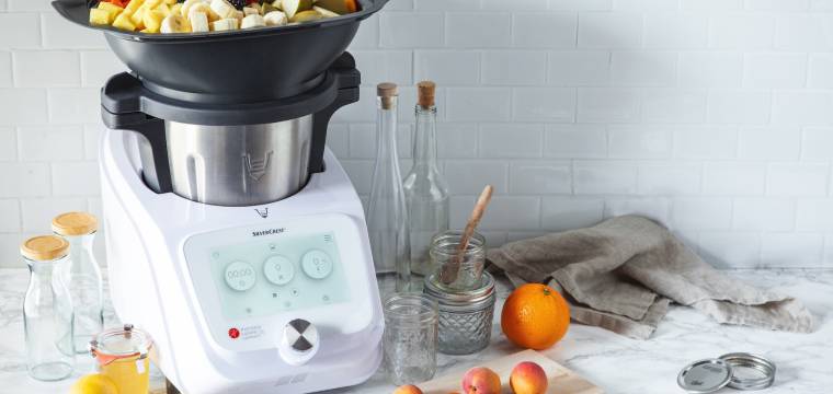 Obst im Dampfgaraufsatz des Monsieur Cuisine Obst im Dampfgaraufsatz des Monsieur Cuisine