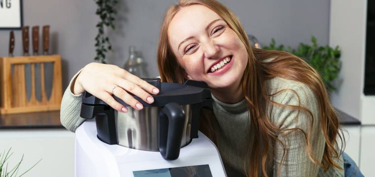 Isy mit Monsieur Cuisine