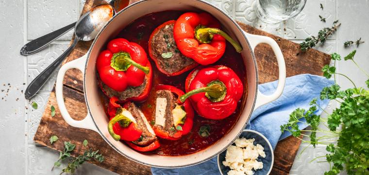 Gefüllte Bifteki-Paprika