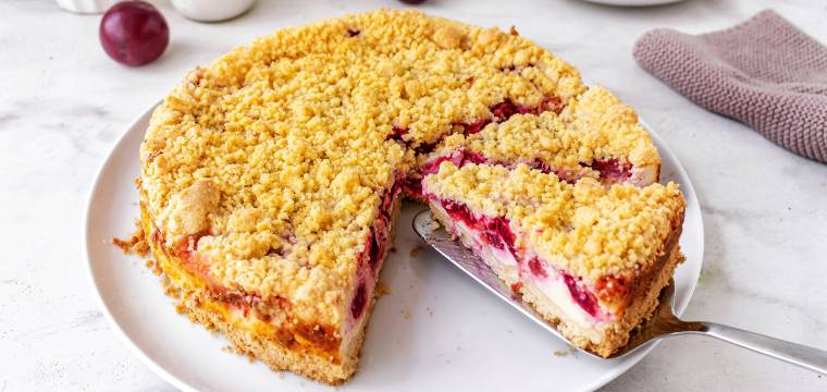 Pflaumenkuchen mit Streusel und Schmand Pflaumenkuchen mit Streusel und Schmand