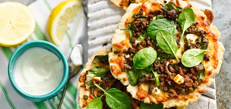 Mini-Lammhackpizzen mit Spinat Mini-Lammhackpizzen mit Spinat