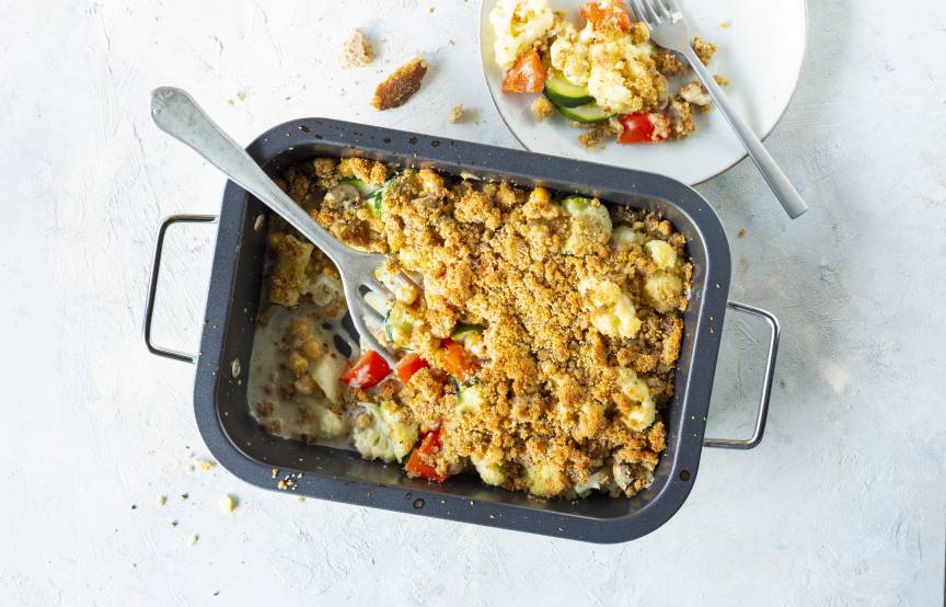 Buntes Gemüse mit Käse-Brot-Crumble aus dem Monsieur Cuisine | ZauberMix