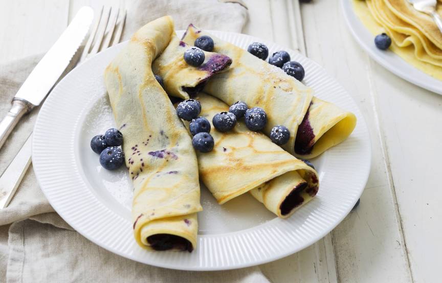 Pfannkuchen mit Blaubeersoße aus dem Monsieur Cuisine | ZauberMix