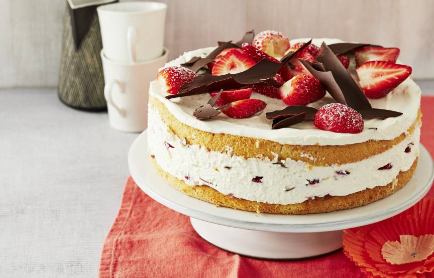 Der Klassiker: Erdbeer-Sahnetorte mit dem Monsieur Cuisine | ZauberMix