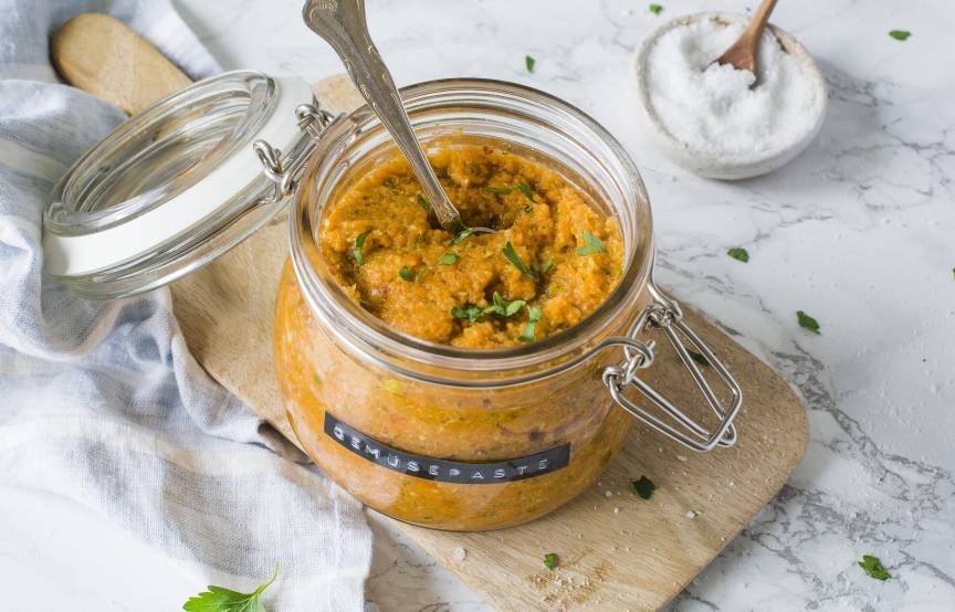 Grundrezept für Gewürzpaste im Monsieur Cuisine | ZauberMix