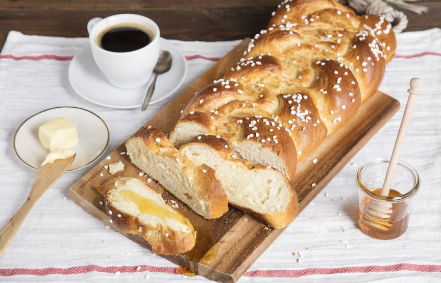 Klassischer Hefezopf backen mit dem Monsieur Cuisine | ZauberMix