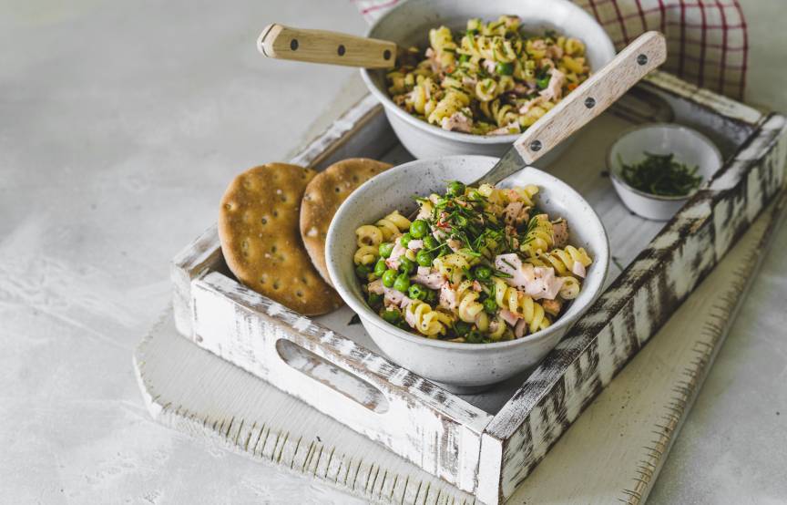 Nudelsalat mit veganer Fleischwurst aus dem Monsieur Cuisine | ZauberMix