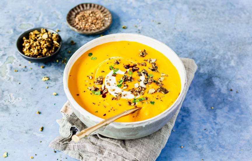 Low-Carb-Kürbissuppe aus dem Monsieur Cuisine | ZauberMix