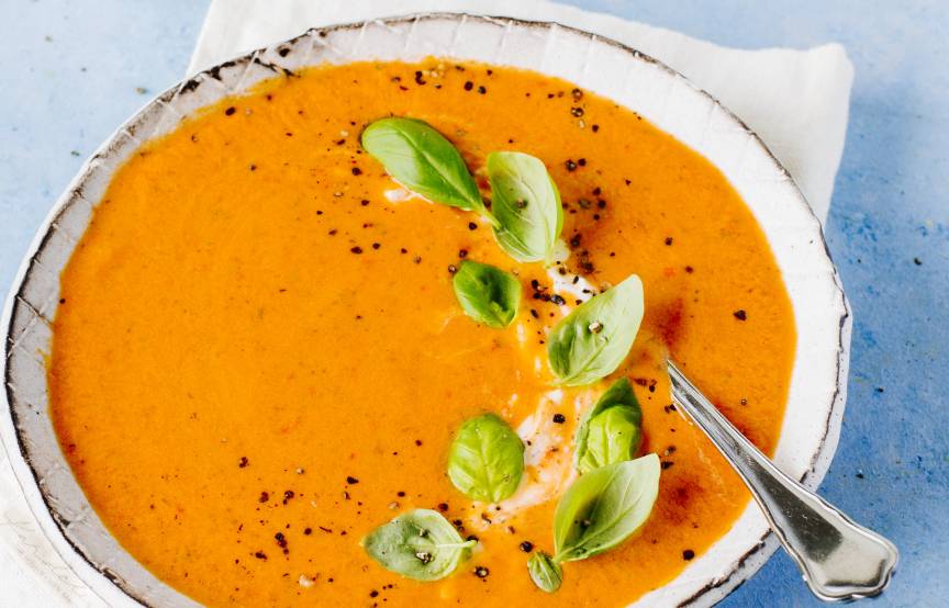 PaprikaTomatensuppe mit Joghurt ZauberMix