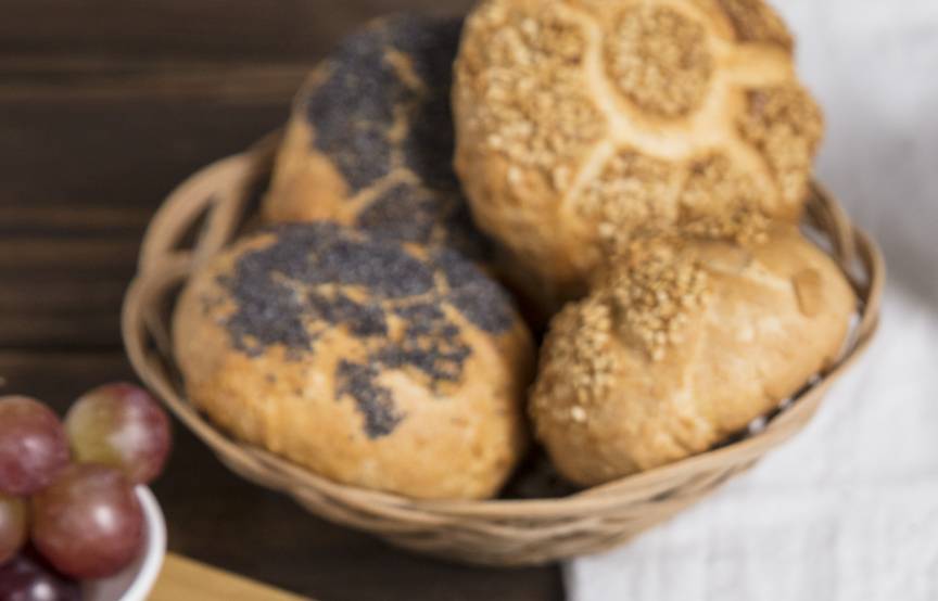 Schnelle Sonntagsbrötchen mit dem Monsieur Cuisine backen Schnelle Sonntagsbrötchen mit dem Monsieur Cuisine backen