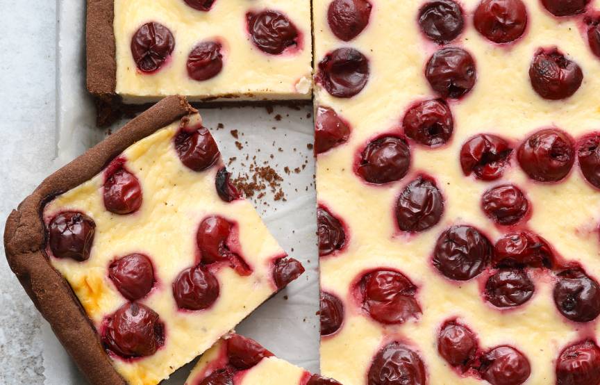 Kirsch-Schmandkuchen vom Blech im Monsieur Cuisine | ZauberMix