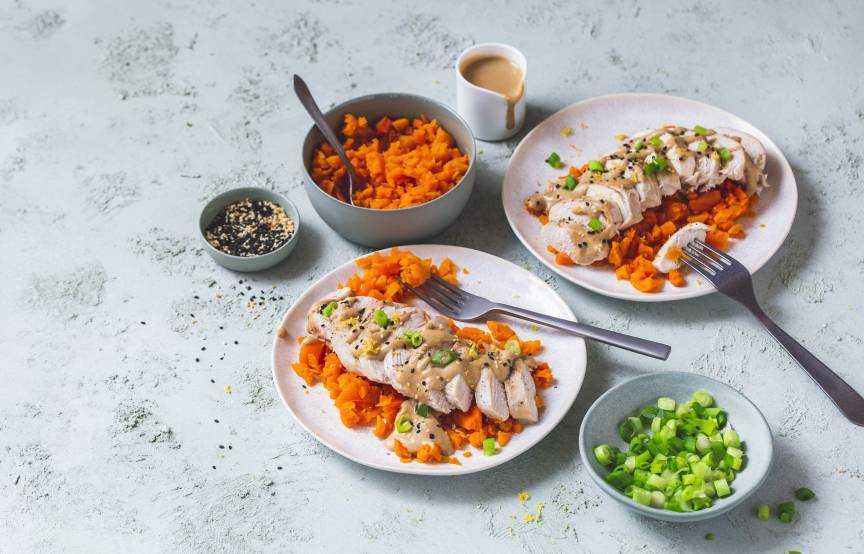 Low-Carb-Karottenreis mit Hähnchen im Monsieur Cuisine | ZauberMix
