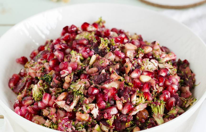 Rote-Bete-Brokkoli-Salat mit Granatapfelkernen | ZauberMix