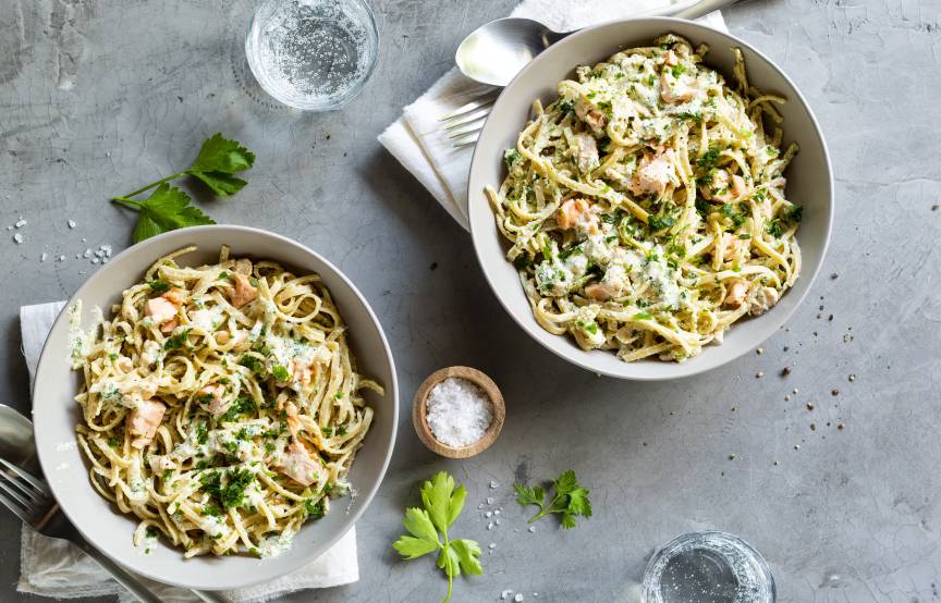 Vollkorn-Bandnudeln mit Lachs im Monsieur Cuisine | ZauberMix
