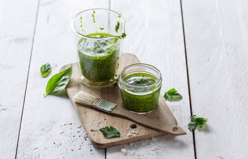 KräuterPestoMarinade mit dem Monsieur Cuisine ZauberMix