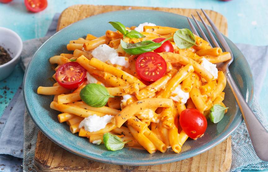 Makkaroni &amp;quot;Tomate-Mozzarella&amp;quot; im Monsieur Cuisine | ZauberMix