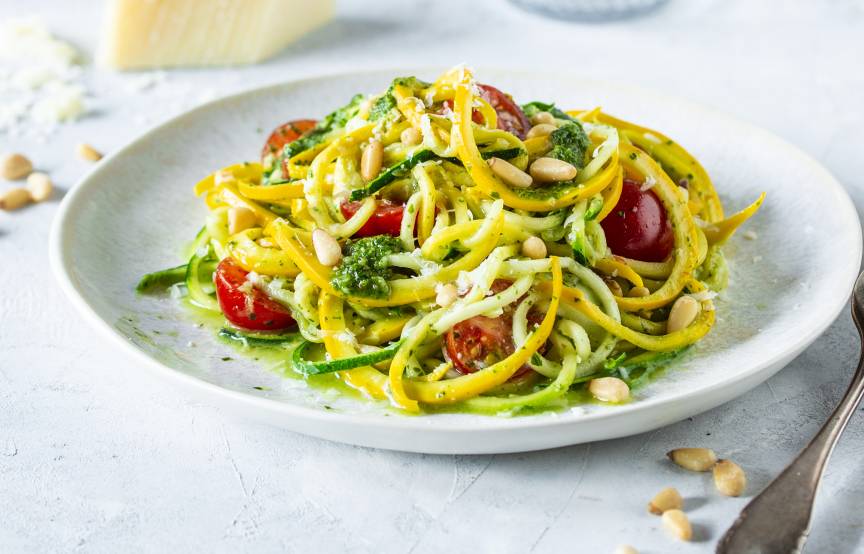 ZucchiniSpaghetti mit Pesto im Monsieur Cuisine ZauberMix