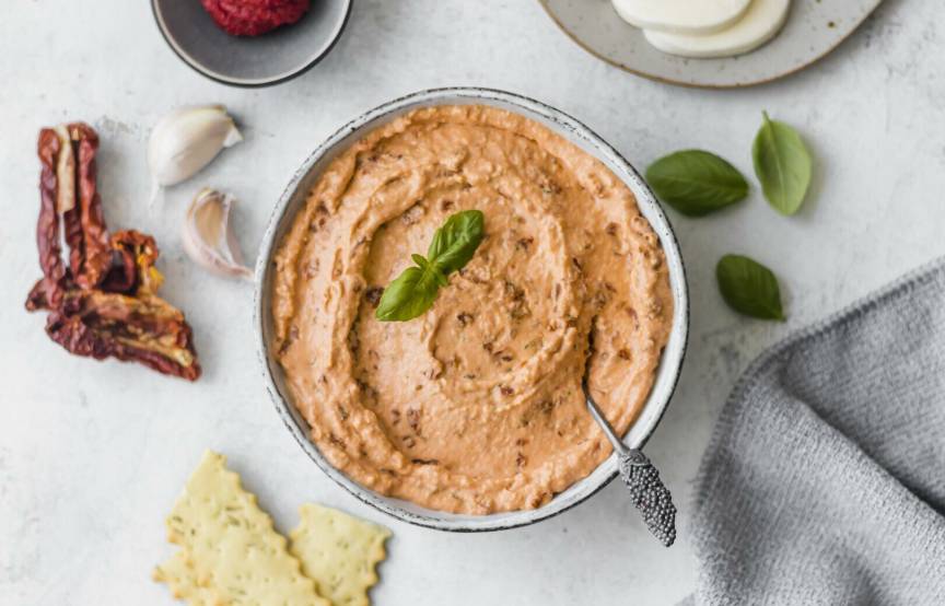 Mozzarella-Dip mit Frischkäse im Monsieur Cuisine | ZauberMix