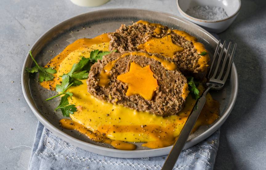 Hackbraten mit Biersoße und Kürbis-Kartoffelstampf | ZauberMix