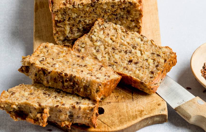 Einfaches Low-Carb-Brot mit Quark | ZauberMix Club