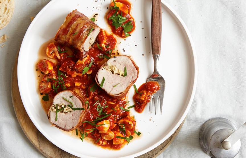 Gefülltes Schweinefilet mit Speck | ZauberMix Club Gefülltes Schweinefilet mit Speck | ZauberMix Club