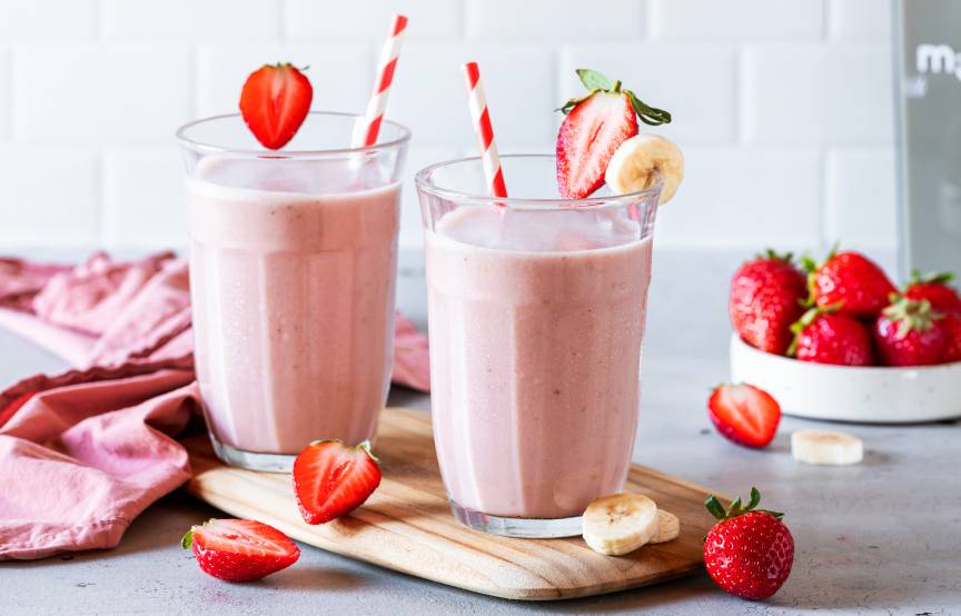 Erdbeer-Bananen Milchshake in 2 Schritten | ZauberMix
