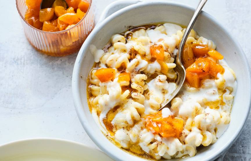 Süße Milchnudeln mit Aprikosen | ZauberMix Süße Milchnudeln mit Aprikosen | ZauberMix