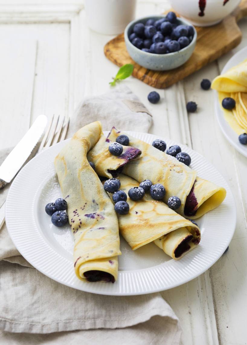 Pfannkuchen mit Blaubeersoße aus dem Monsieur Cuisine | ZauberMix Pfannkuchen mit Blaubeersoße aus dem Monsieur Cuisine | ZauberMix