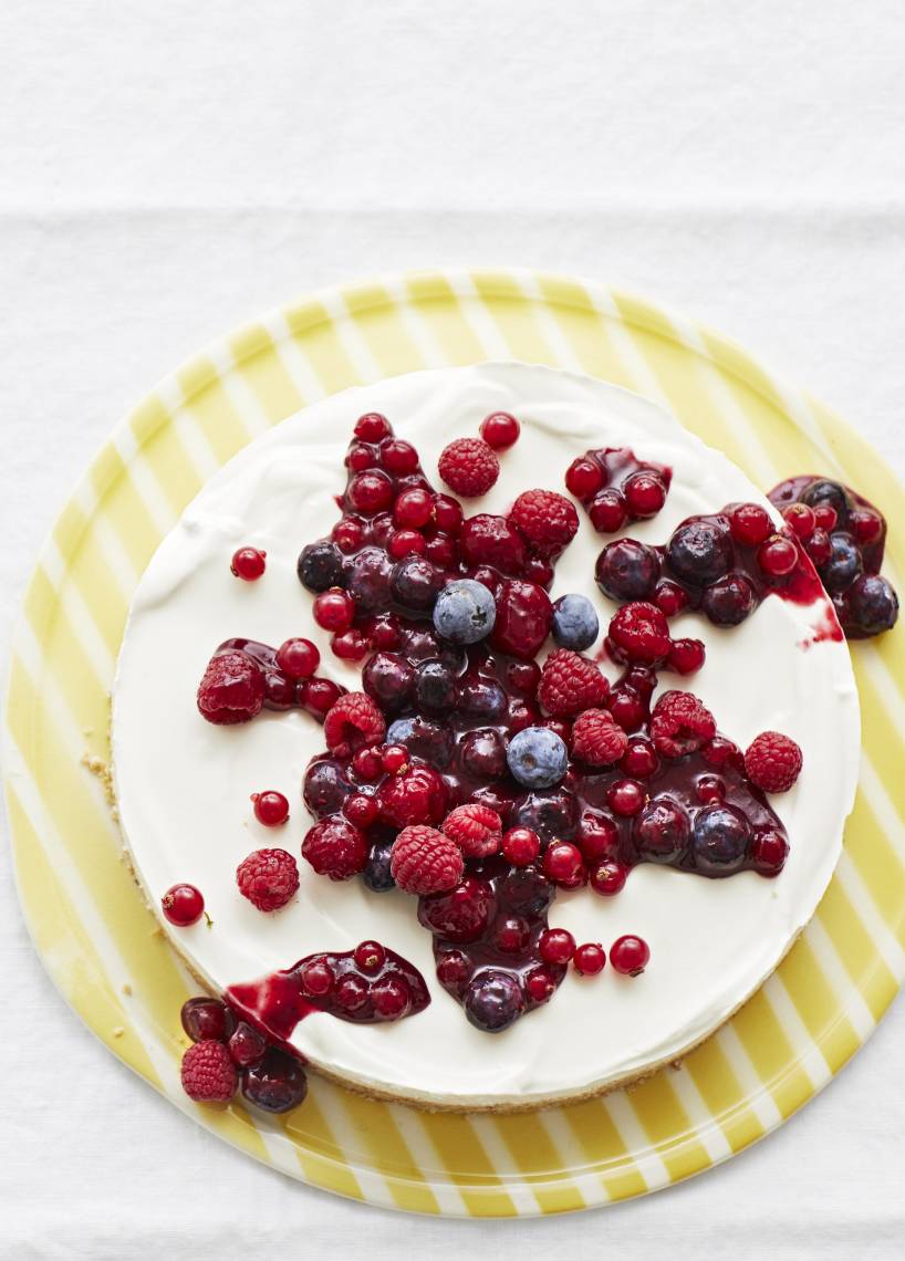 Frischkäsetorte mit Beeren