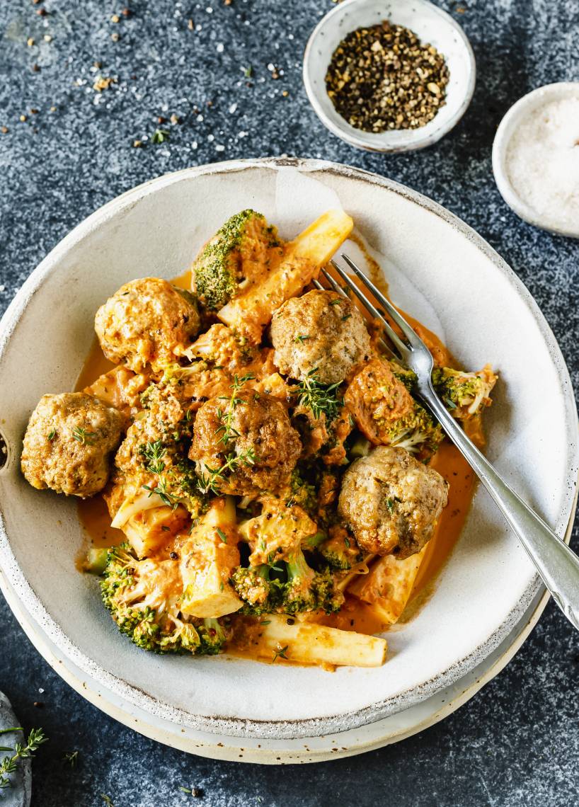 Hackbällchen mit mediterranem Gemüse