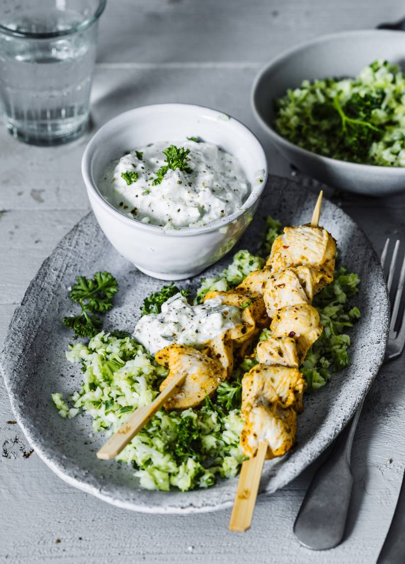 All-in-one-Hähnchenspieße mit Zaziki im Monsieur Cuisine | ZauberMix