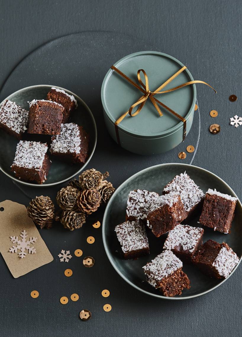 Kokos-Schoko-Würfel aus dem Monsieur Cuisine | ZauberMix Kokos-Schoko-Würfel aus dem Monsieur Cuisine | ZauberMix