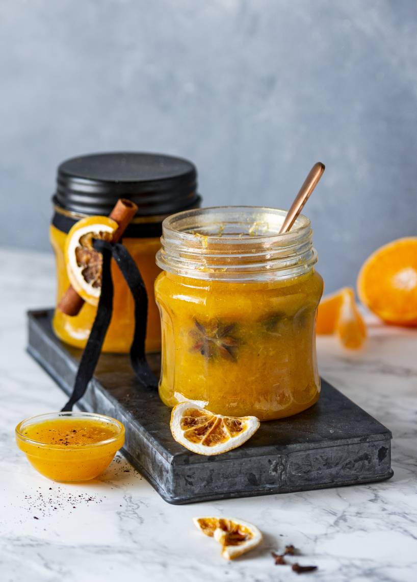Mandarinen-Orangen-Marmelade mit Goldglitzer