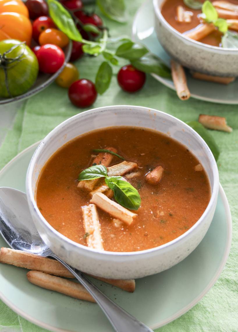 Tomatensuppe im Monsieur Cuisine wie in Italien | ZauberMix Tomatensuppe im Monsieur Cuisine wie in Italien | ZauberMix