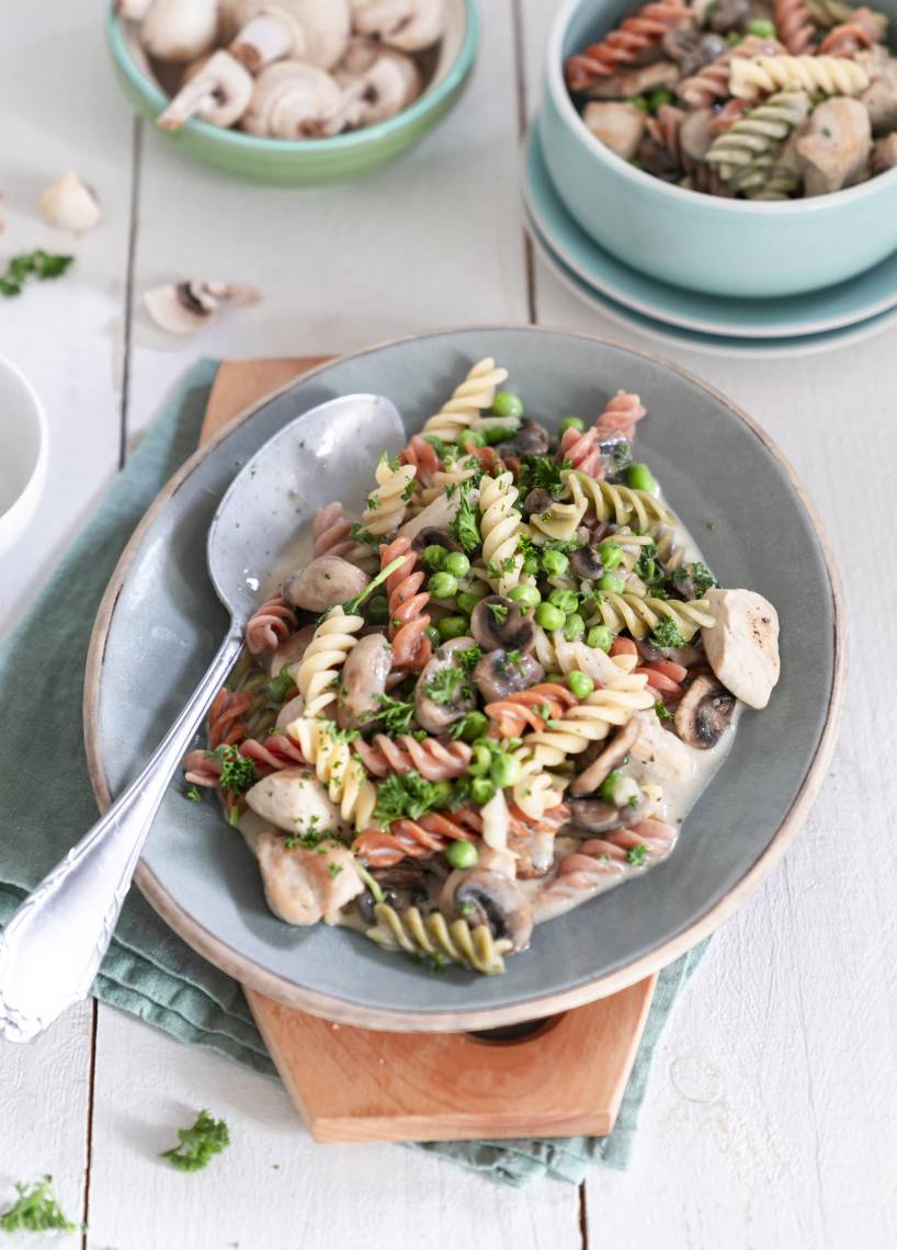 Nudelpfanne mit Hähnchen im Monsieur Cuisine | ZauberMix Nudelpfanne mit Hähnchen im Monsieur Cuisine | ZauberMix