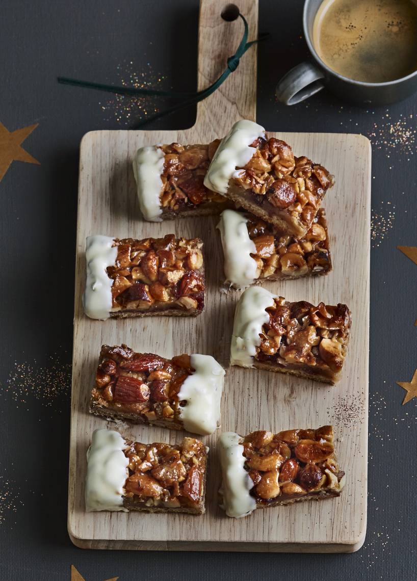 Nuss-Kirsch-Ecken mit dem Monsieur Cuisine | ZauberMix Nuss-Kirsch-Ecken mit dem Monsieur Cuisine | ZauberMix