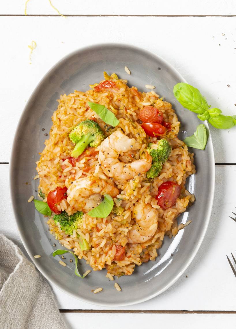 One-Pot-Reis mit Brokkoli und Garnelen