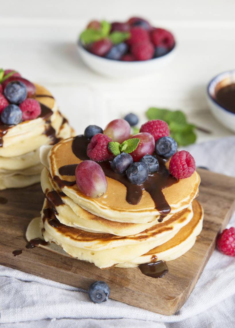 Pancakes mit Obst und Schokosoße | ZauberMix