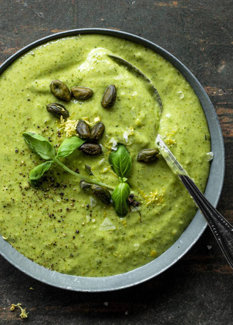 Pistazien-Basilikum-Dip mit Mascarpone