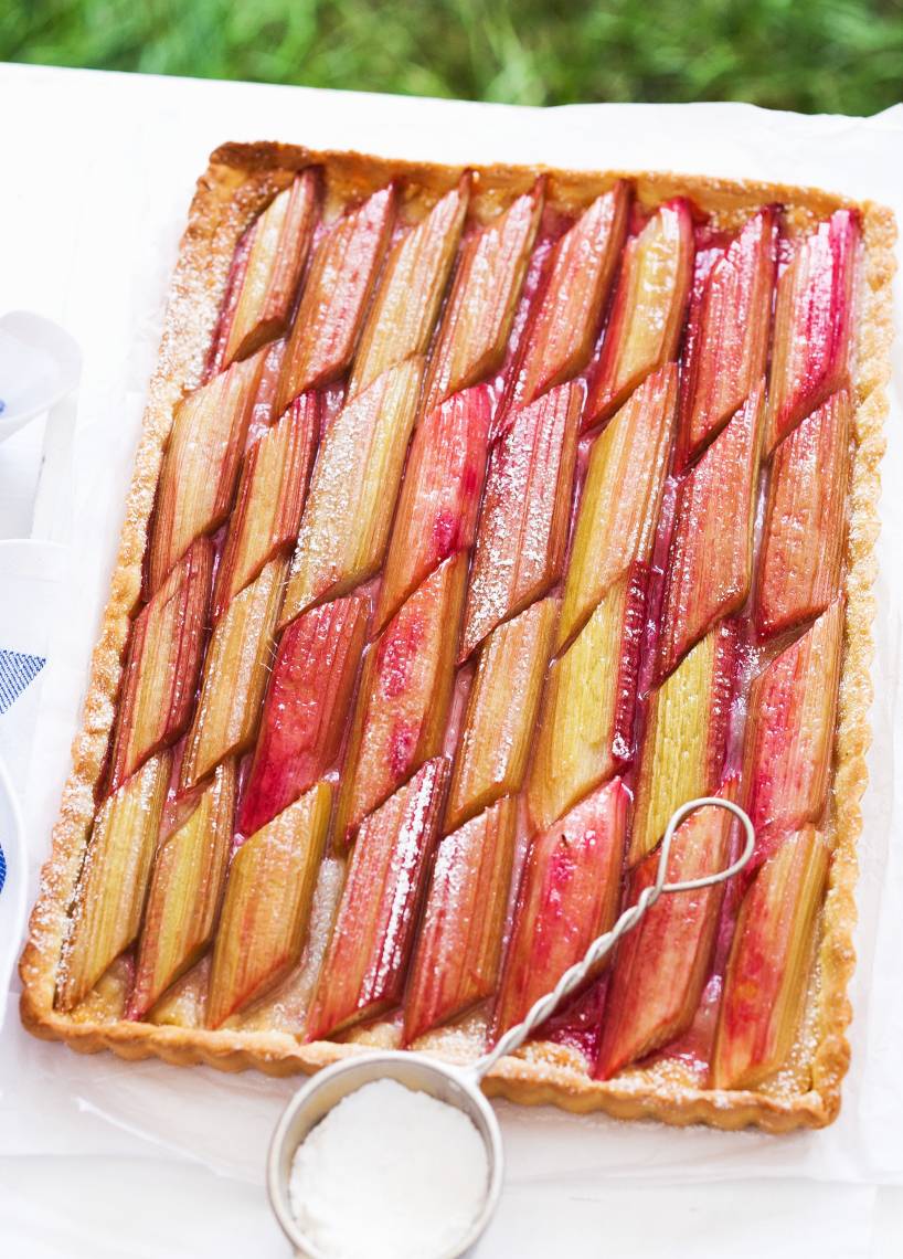 Rhabarbertarte mit Marzipan