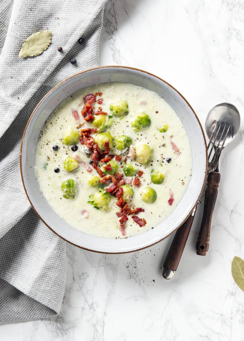 Rosenkohl-One-Pot mit Speck und Birne