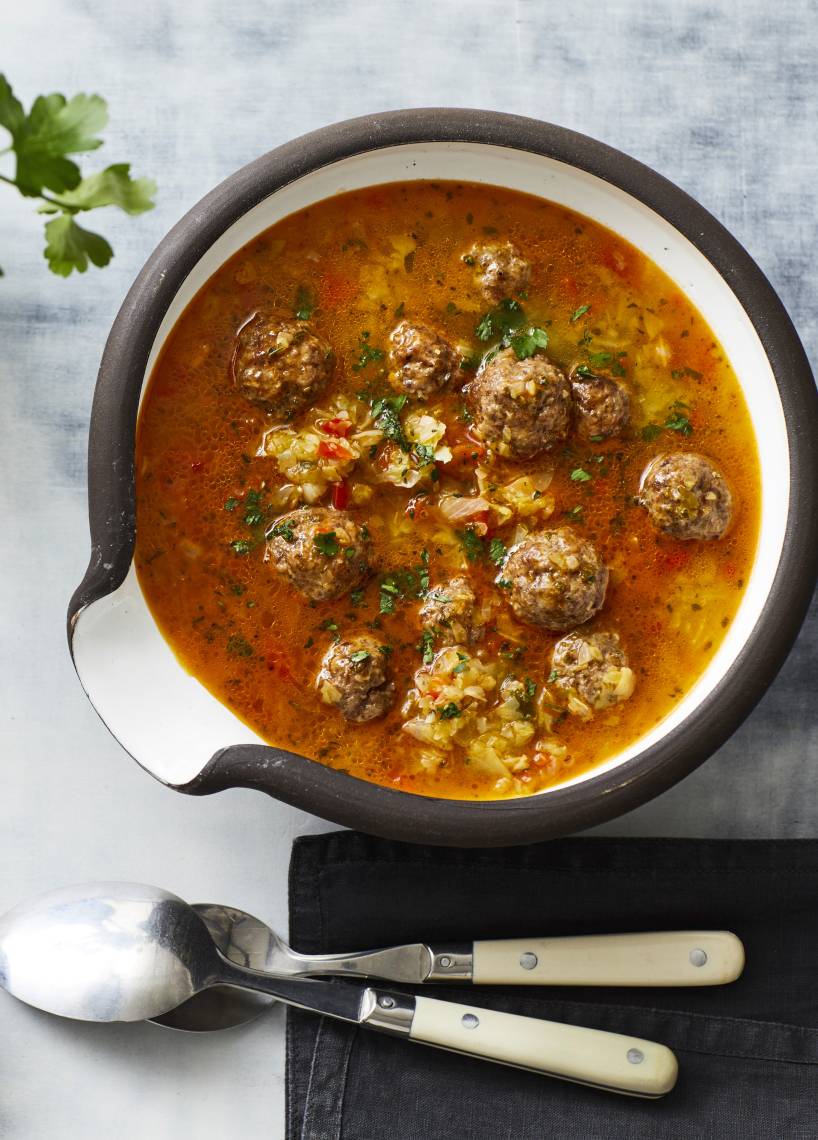 Sommerliche Spitzkohlsuppe