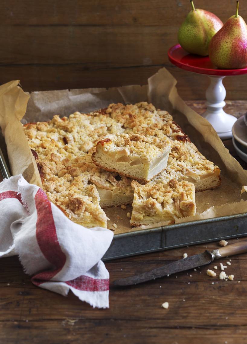 Streusel-Birnenkuchen mit Schmand im Monsieur Cuisine | ZauberMix Streusel-Birnenkuchen mit Schmand im Monsieur Cuisine | ZauberMix