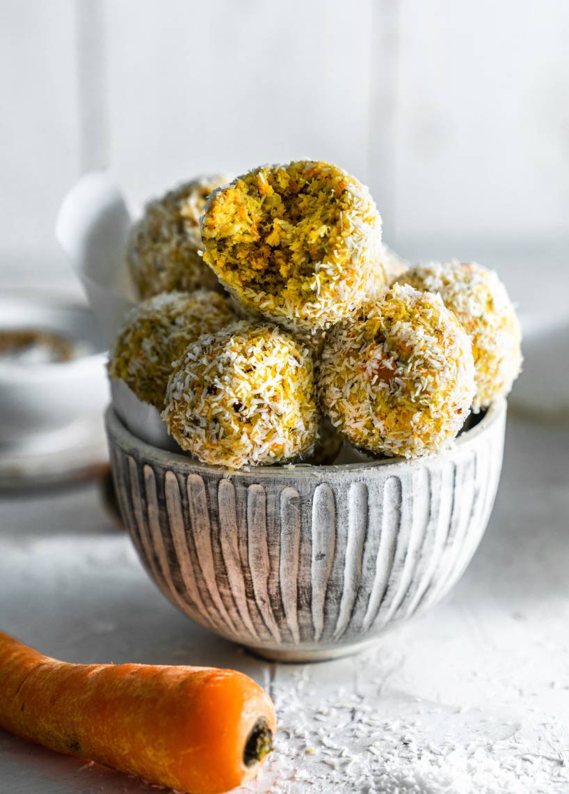 Süße Karotten-Kokos-Bites