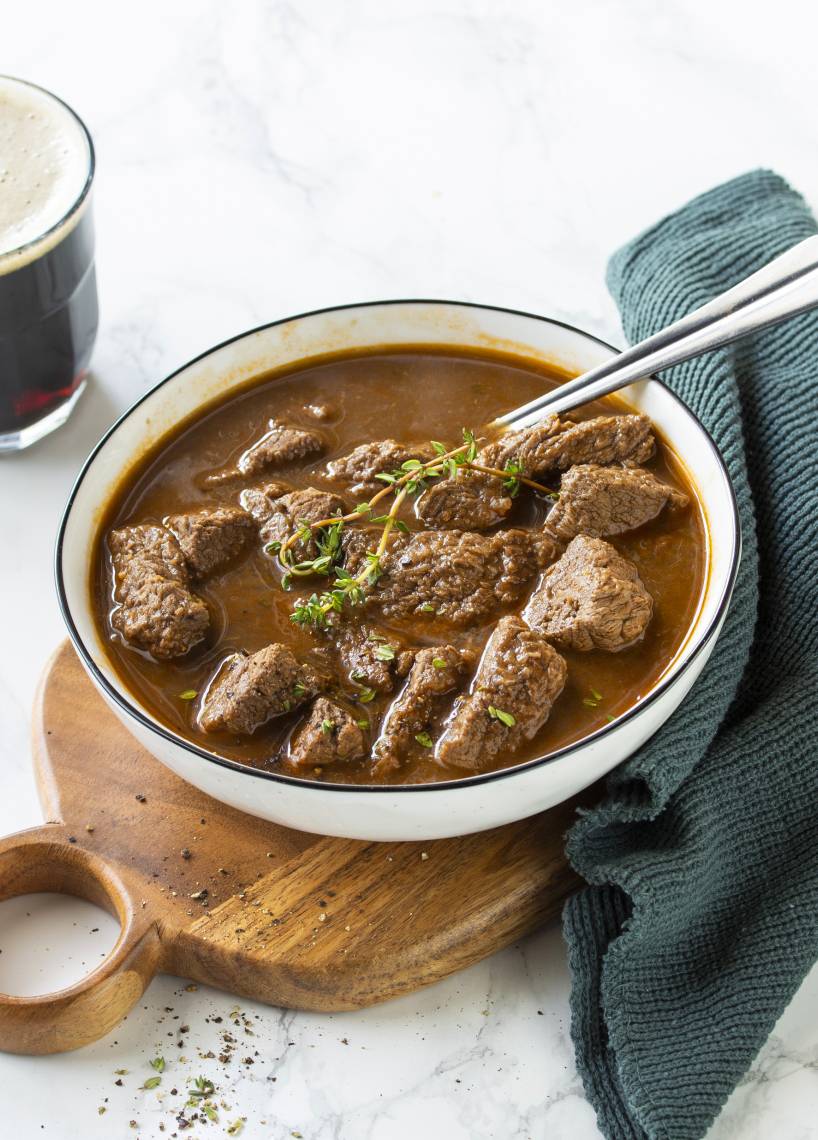 Biergulasch low carb aus dem Monsieur Cuisine | ZauberMix Biergulasch low carb aus dem Monsieur Cuisine | ZauberMix